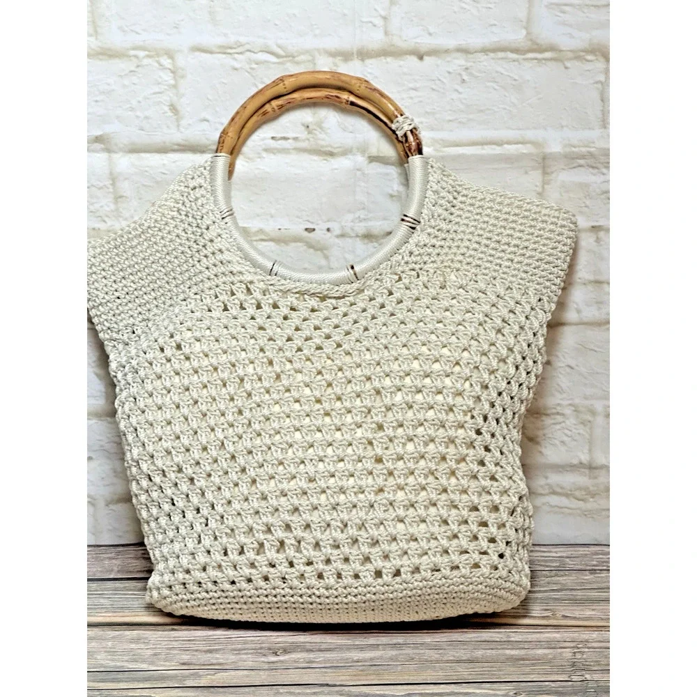 Unbranded crocheted ivory